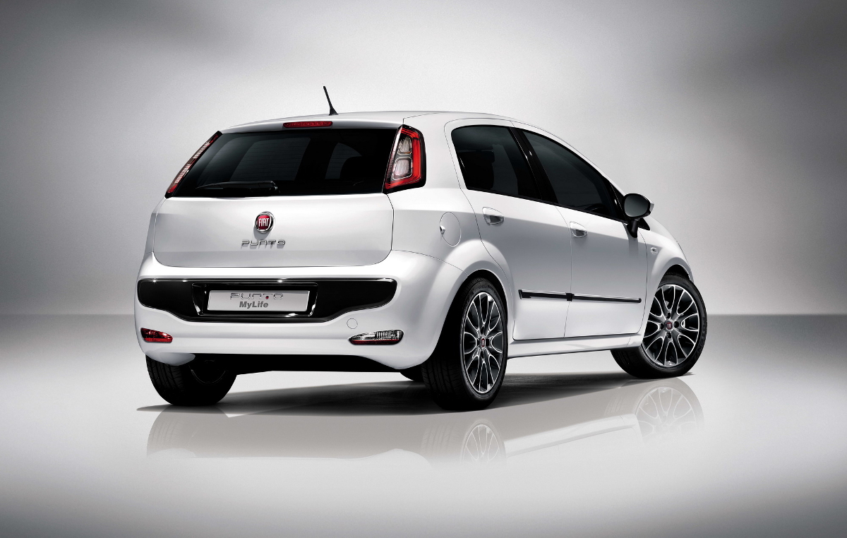 Fiat Grande Punto 1200 Essence (ou similaire) - Luciano & Dami Rent Car